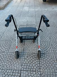 Deambulatore per anziani
