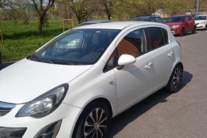Opel Corsa 5 porte 