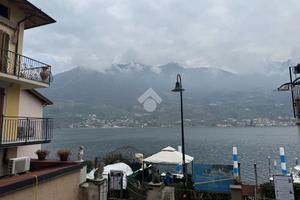 MONOLOCALE A MONTE ISOLA