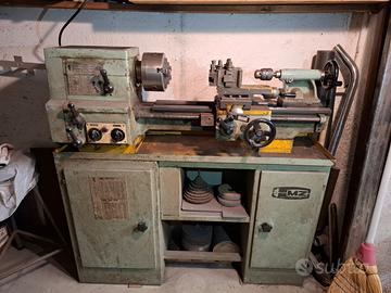 Tornio Parallelo Professionale MZ con Basamento in