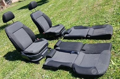 POLO 6R sedili completi