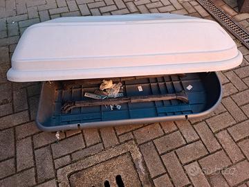 shuttle universale auto