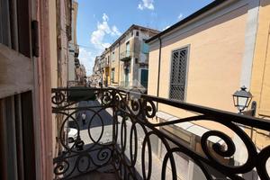 5 LOCALI A ACERRA