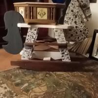 cavallo a dondolo in legno