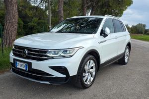 Volkswagen Tiguan 2.0 TDI 150 CV SCR DSG Elegance