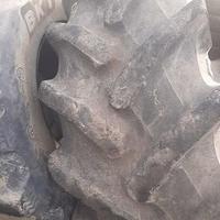 Gomma pneumatico usato 520 70 30 Pirelli