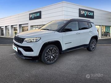 Jeep Compass 1.5 Turbo MHEV T4 96kW Summit DDCT