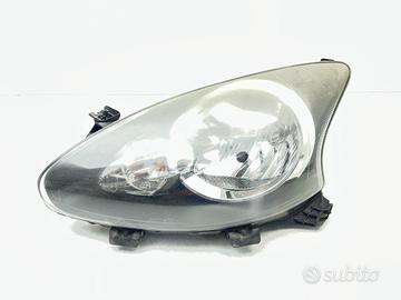 FARO ANTERIORE SINISTRO TOYOTA Aygo 2° Serie 8117