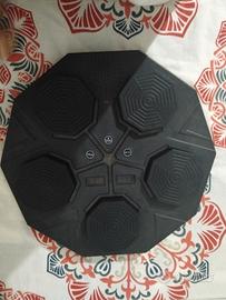  tirapugni con la musica 