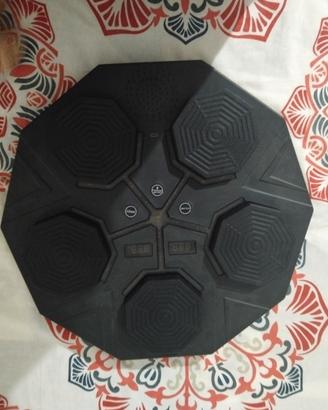  tirapugni con la musica 