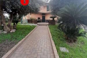 Villa di 420 m² con più di 5 locali a San Felice a