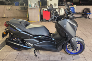 Yamaha x max 300