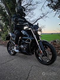 Zontes g1 125 cc 15 cv, come nuova, full optional