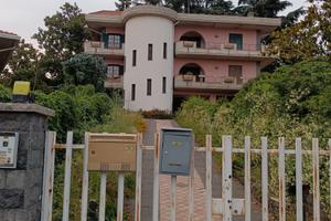 Pedara appartamento in villa