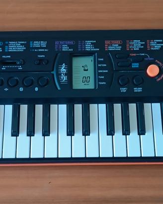 Tastiera Elettronica Casio SA-76 (44 Tasti) + Bors