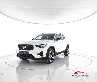 VOLVO XC40 B3 Mild hybrid Benzina Core