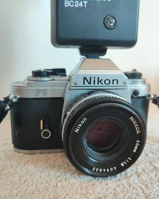 Macchina Fotografica Nikon FG Reflex 35mm + Nikkor