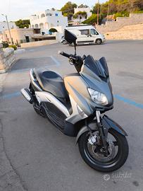 Yamaha xmax 125cc 