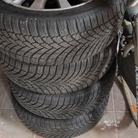 pneumatici più cerchi in lega