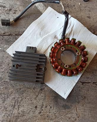Statore + regolatore di tensione Versys