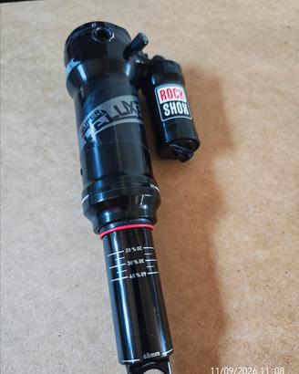 rock shox super deluxe Select 205x65