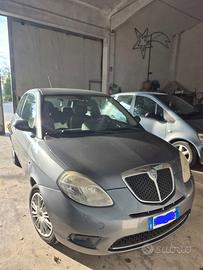 Lancia Y