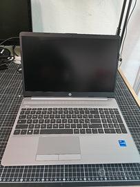 Notebook HP 250 G8 i7