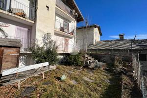 CASA INDIPENDENTE A MONASTERO DI LANZO
