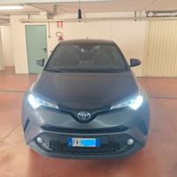 Toyota C-HR 1.8 Trend dark grey met