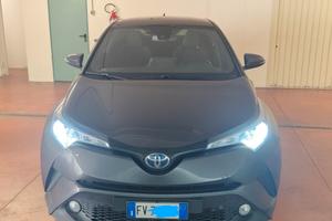Toyota C-HR 1.8 Trend dark grey met