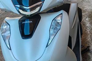 HONDA SH 150I