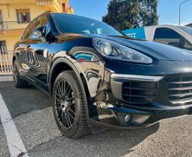 PORSCHE Cayenne 2ªs.'10-'18 - 2015