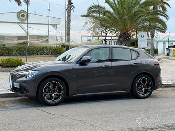 stelvio q4 210 cv ti