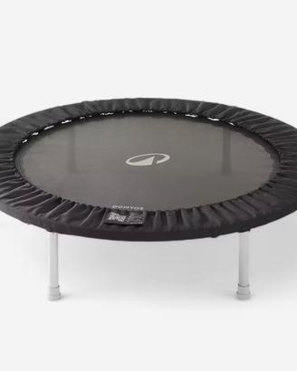 Tappeto elastico e pungiball con guantoni bambino