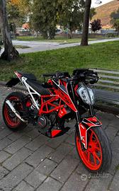 390 duke A2