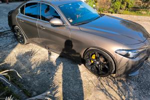 Alfa Romeo Giulia 2.2 180cv at8
