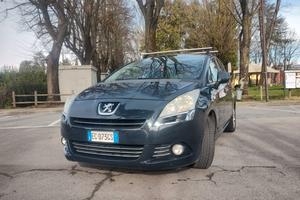 Peugeot 5008 anno 2010