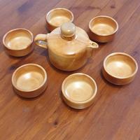 Theiera con tazzine terracotta