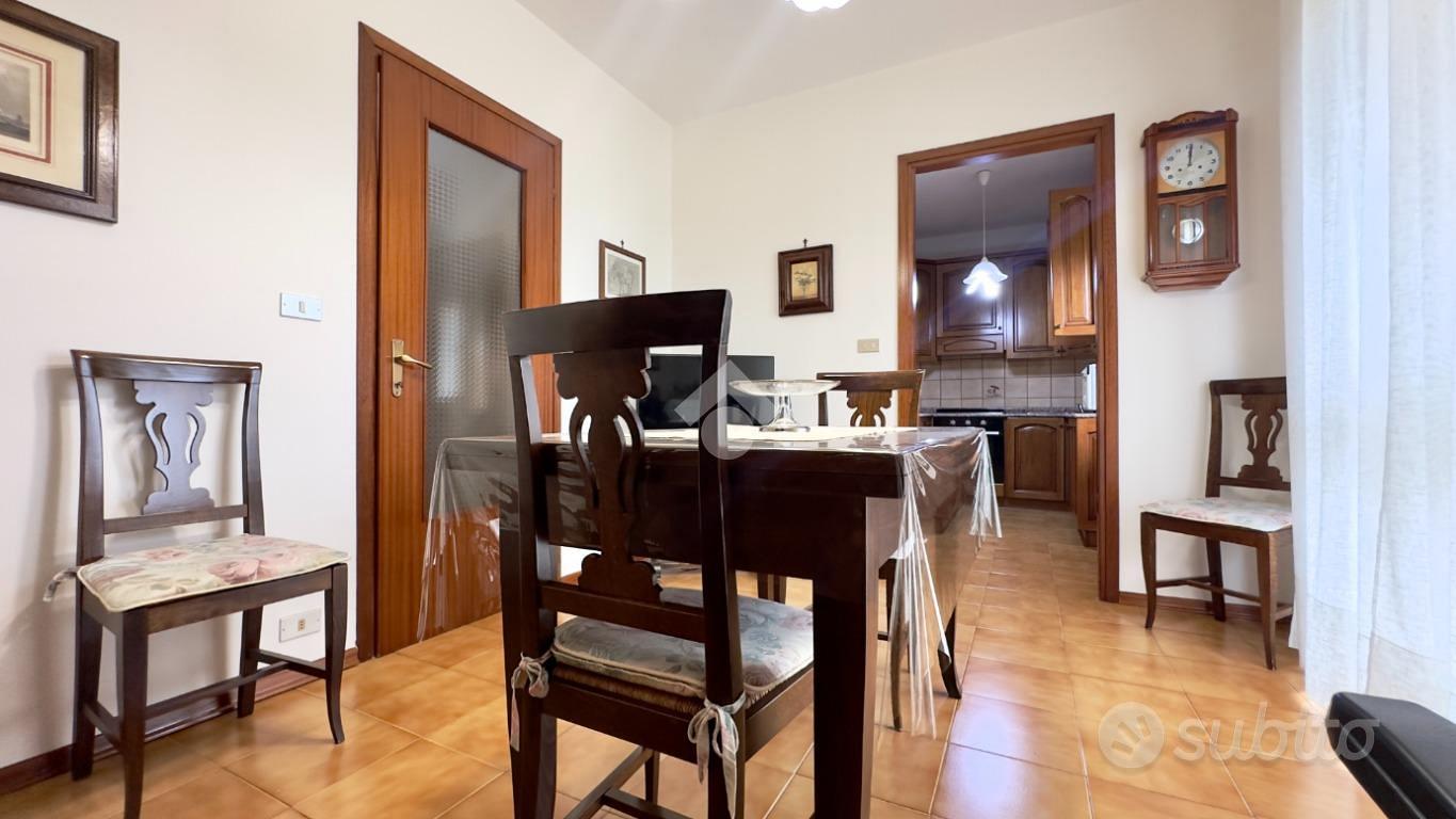4 LOCALI A NOVI LIGURE - Vista 2