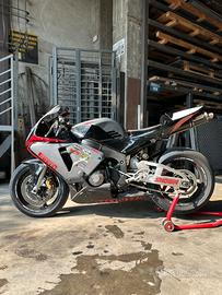 Honda cbr 600 rr PRONTO PISTA