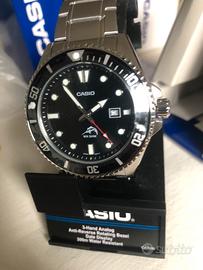 Casio marlin mdv 106  bracciale acciaio