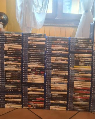 Giochi ps4/ps5. Titoli e prezzi in descrizione
