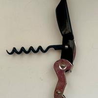 Cavatappi con apribottiglie a forma di pappagallo