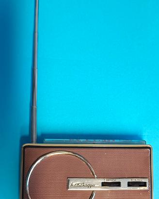 Radiolina anni 60 marca KOBE KOGYO mod. KT 80