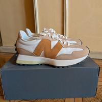 New Balance 327