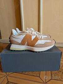 New Balance 327