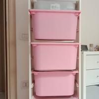 mobile Ikea con cassetti 