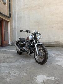 Moto Guzzi Nevada 750