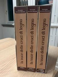Libri  -La voce delle croci di legno-cofanetto