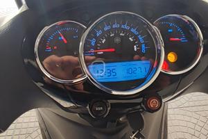 Piaggio Beverly 300 Police